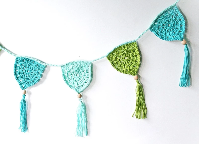 BOHO Girlande Quasten