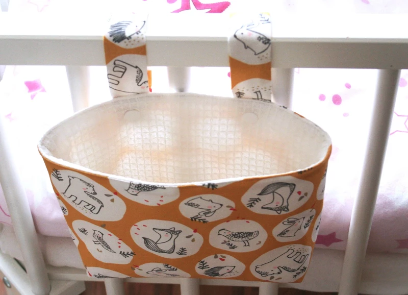 Hängetasche gelb weiss kleine Tiere