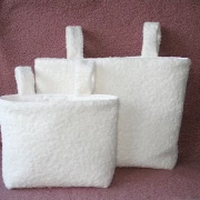 Hängetasche Schafslöckchen