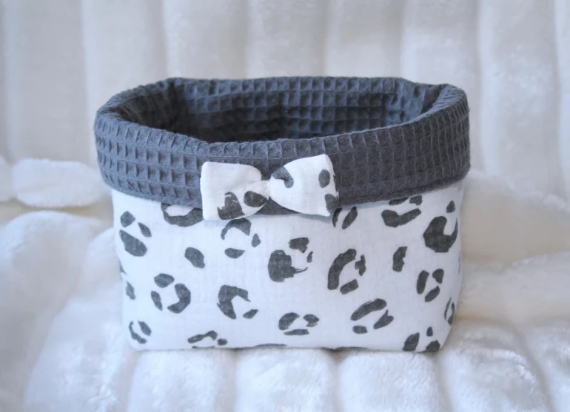 Stoffkorb im LEO muster mit Schleife